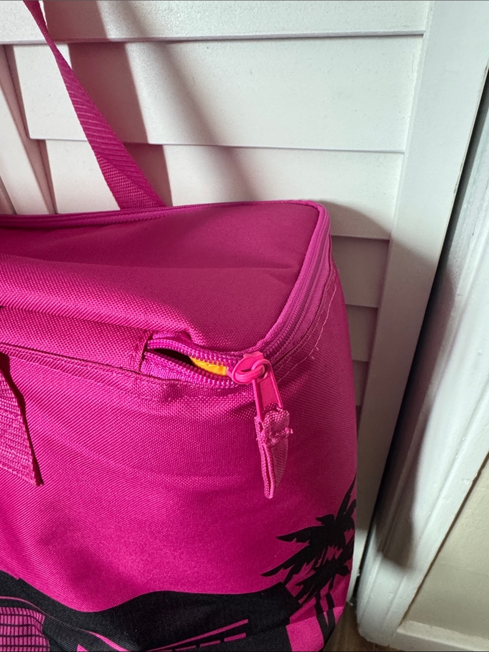 Trader Joe's Hot Pink Reusable Insulated Tote Bag - Picture 3 of 7
